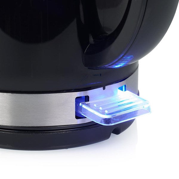 VATTENKOKARE 1L SVART 1500W. TRISTAR