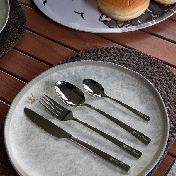 BESTICKSET ROYAL CAMPING 24-DELAR. SILVER