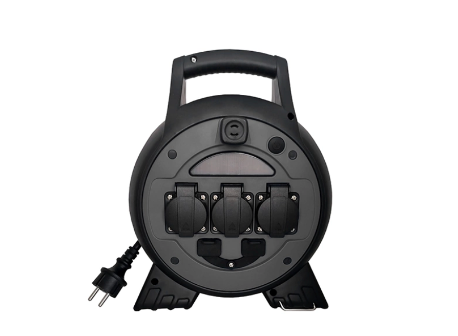 SMART LIVING KABELVINDA 15m 3xSCHUKO 2xUSB