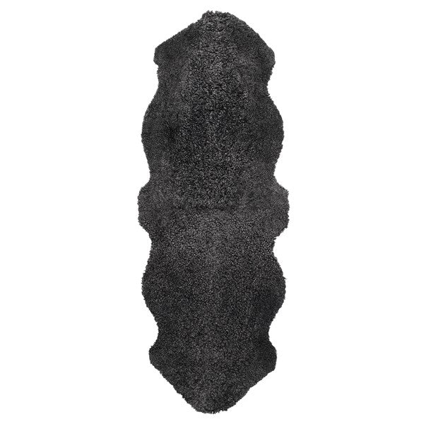 FÅRSKINN CURLY MÖRKGRÅ 180X55CM. ROYAL CAMPING