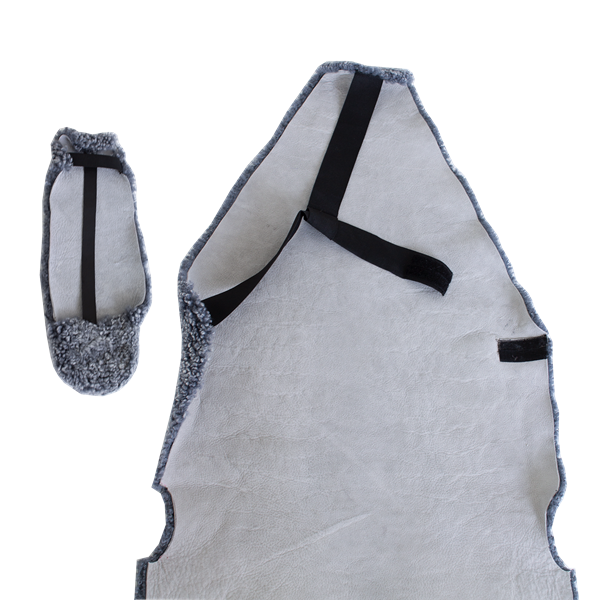 ÖVERDRAGSKLÄDSEL GRÅ FÅRSKINN CURLY. ROYAL C.