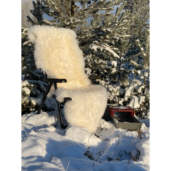 FÅRSKINN GENTLY VIT 180X60CM. ROYAL CAMPING