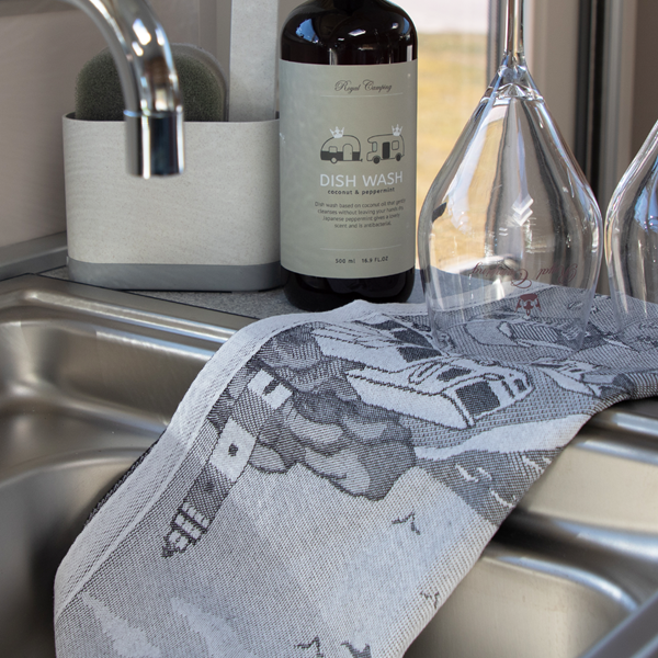 KÖKSHANDDUK SMÖGEN SVART/VIT ROYAL CAMPING